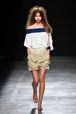 アンドレアス・クロンターラー フォー ヴィヴィアン・ウエストウッド 17年春夏コレクション｜写真4