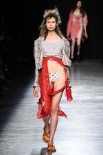 アンドレアス・クロンターラー フォー ヴィヴィアン・ウエストウッド 17年春夏コレクション｜写真7