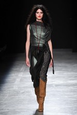 アンドレアス・クロンターラー フォー ヴィヴィアン・ウエストウッド 17年春夏コレクション｜写真22