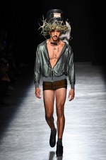 アンドレアス・クロンターラー フォー ヴィヴィアン・ウエストウッド 17年春夏コレクション｜写真27