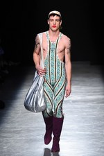 アンドレアス・クロンターラー フォー ヴィヴィアン・ウエストウッド 17年春夏コレクション｜写真50