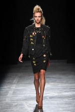 アンドレアス・クロンターラー フォー ヴィヴィアン・ウエストウッド 17年春夏コレクション｜写真68