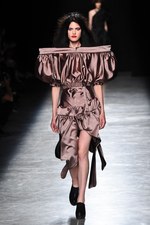 アンドレアス・クロンターラー フォー ヴィヴィアン・ウエストウッド 17年春夏コレクション｜写真77