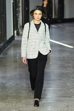 アニエスベー 2017年春夏ウィメンズコレクション - フランス人女性に寄り添うデイリーウェア｜写真1