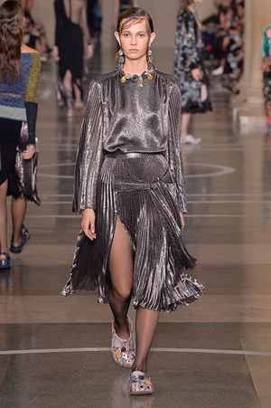 クリストファー ケイン(Christopher Kane) 2017年春夏ウィメンズコレクション  - 写真34