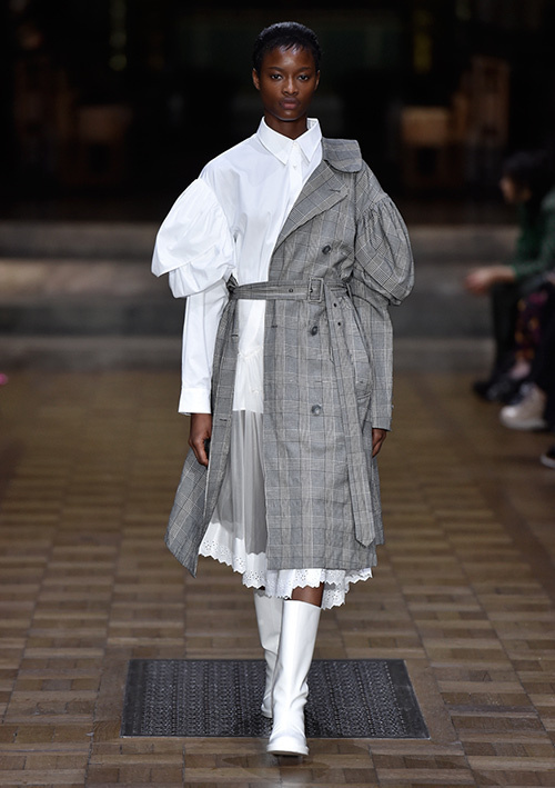 シモーネ ロシャ 2017年春夏<span>コレクション</span> - 写真14