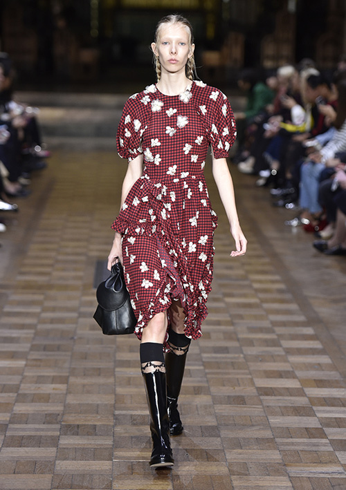 シモーネ ロシャ(SIMONE ROCHA) 2017年春夏ウィメンズコレクション  - 写真15