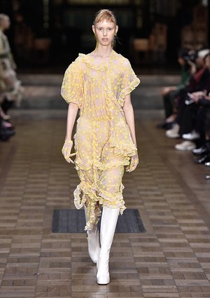 シモーネ ロシャ(SIMONE ROCHA) 2017年春夏ウィメンズコレクション  - 写真32