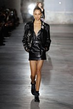 サンローラン 2017年春夏コレクション - 新デザイナー アンソニー・ヴァカレロがデビュー｜写真4
