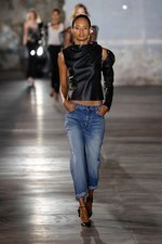 サンローラン 2017年春夏コレクション - 新デザイナー アンソニー・ヴァカレロがデビュー｜写真31