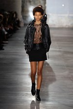 サンローラン 2017年春夏コレクション - 新デザイナー アンソニー・ヴァカレロがデビュー｜写真41