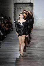 サンローラン 2017年春夏コレクション - 新デザイナー アンソニー・ヴァカレロがデビュー｜写真51