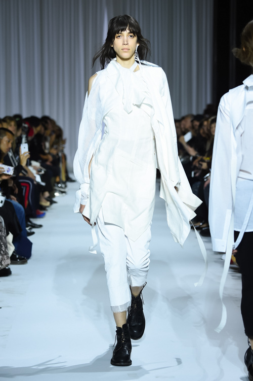 アン ドゥムルメステール(ANN DEMEULEMEESTER) 2017年春夏ウィメンズコレクション シルエット - 写真11