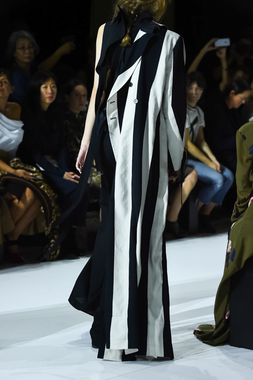 アン ドゥムルメステール(ANN DEMEULEMEESTER) 2017年春夏ウィメンズコレクション ディテール - 写真19