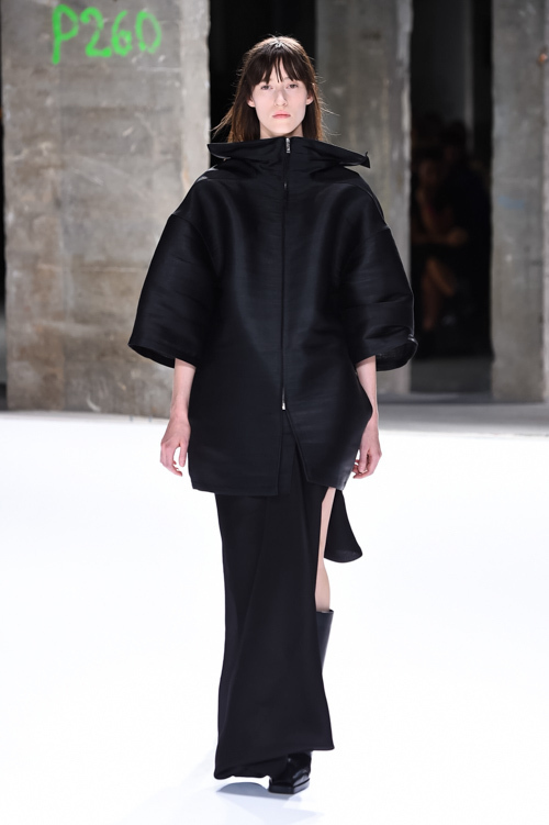 リック・オウエンス(Rick Owens) 2017年春夏ウィメンズコレクション シルエット - 写真29