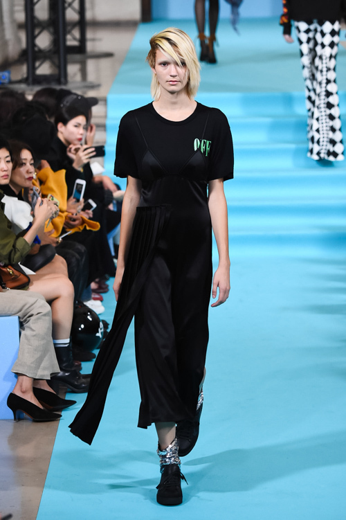 オフ-ホワイト  2017年春夏<span>コレクション</span> - 写真47