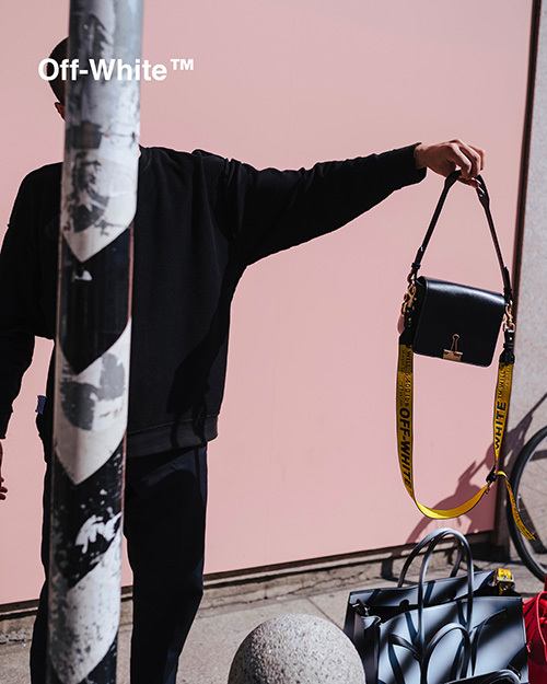 オフ-ホワイト ℅ ヴァージル アブローの新作バッグ - クリップの