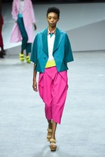 イッセイ ミヤケ 17年春夏コレクション - 柄が変化するバッグ、新シューズプロジェクト始動｜写真8