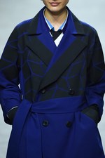 イッセイ ミヤケ 17年春夏コレクション - 柄が変化するバッグ、新シューズプロジェクト始動｜写真18