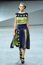 イッセイ ミヤケ 17年春夏コレクション - 柄が変化するバッグ、新シューズプロジェクト始動｜写真47