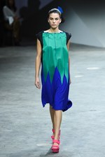 イッセイ ミヤケ 17年春夏コレクション - 柄が変化するバッグ、新シューズプロジェクト始動｜写真54