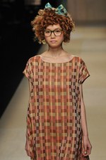 恋する女性の心は、透きとおったミズタマココロ - everlasting sprout 2012年春夏コレクション｜写真4