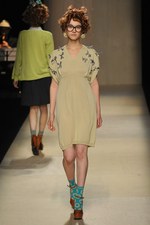 恋する女性の心は、透きとおったミズタマココロ - everlasting sprout 2012年春夏コレクション｜写真16