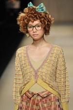 恋する女性の心は、透きとおったミズタマココロ - everlasting sprout 2012年春夏コレクション｜写真21