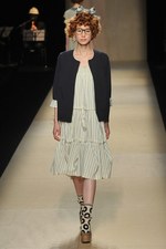 恋する女性の心は、透きとおったミズタマココロ - everlasting sprout 2012年春夏コレクション｜写真24