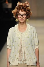 恋する女性の心は、透きとおったミズタマココロ - everlasting sprout 2012年春夏コレクション｜写真34