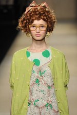 恋する女性の心は、透きとおったミズタマココロ - everlasting sprout 2012年春夏コレクション｜写真54