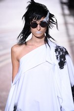 ヨウジヤマモト 2017年春夏コレクション - 仕立て屋が手掛けるフェミニンな着崩し｜写真28