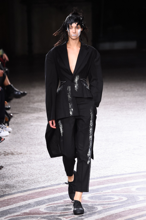 ヨウジヤマモト(Yohji Yamamoto) 2017年春夏ウィメンズコレクション  - 写真54