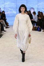 ロエベ 2017年春夏コレクション - 愛するものに囲まれて過ごすサマーシーズン｜写真1