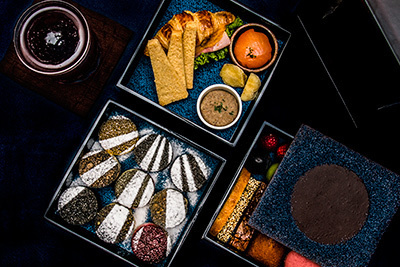 パレスホテル東京×舘鼻則孝、儚く美しい月をイメージしたアフタヌーンティー＆カクテル