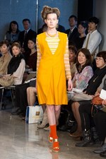 強さも感じるフラワープリント - ユマコシノ(YUMA KOSHINO) 2012年春夏コレクション｜写真23