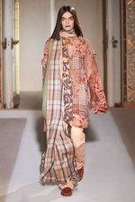 アクネ ストゥディオズ 2017年春夏ウィメンズコレクション - 世界中の文化が手を繋いで輪になる｜写真5