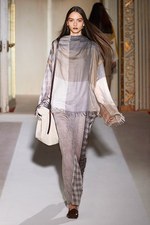 アクネ ストゥディオズ 2017年春夏ウィメンズコレクション - 世界中の文化が手を繋いで輪になる｜写真18