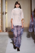 アクネ ストゥディオズ 2017年春夏ウィメンズコレクション - 世界中の文化が手を繋いで輪になる｜写真22