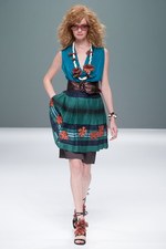 現代に生きるやまとなでしこの心意気を表現 - ユキコハナイ(Yukiko Hanai) 2012年春夏コレクション｜写真36