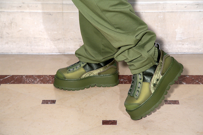 フェンティ プーマ バイ リアーナ(FENTY PUMA BY Rihanna) 2017年春夏ウィメンズ&メンズコレクション  - 写真24