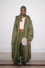 フェンティ プーマ バイ リアーナ 17年春夏 -  ロココ×スポーツ、現代版マリー・アントワネット｜写真10