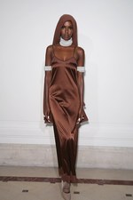 フェンティ プーマ バイ リアーナ 17年春夏 -  ロココ×スポーツ、現代版マリー・アントワネット｜写真64