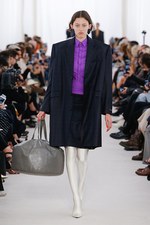 バレンシアガ 2017年春夏コレクション - 興味関心を素材に向けて、新たな挑戦の始まり｜写真8