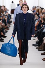 バレンシアガ 2017年春夏コレクション - 興味関心を素材に向けて、新たな挑戦の始まり｜写真13