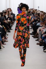 バレンシアガ 2017年春夏コレクション - 興味関心を素材に向けて、新たな挑戦の始まり｜写真26