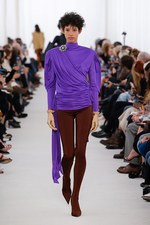 バレンシアガ 2017年春夏コレクション - 興味関心を素材に向けて、新たな挑戦の始まり｜写真27