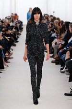 バレンシアガ 2017年春夏コレクション - 興味関心を素材に向けて、新たな挑戦の始まり｜写真30