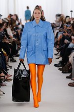 バレンシアガ 2017年春夏コレクション - 興味関心を素材に向けて、新たな挑戦の始まり｜写真41