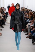 バレンシアガ 2017年春夏コレクション - 興味関心を素材に向けて、新たな挑戦の始まり｜写真42